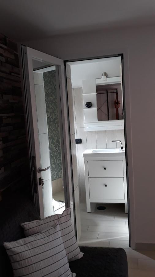 Nadine Penthouse Studio Daire Napoli Dış mekan fotoğraf